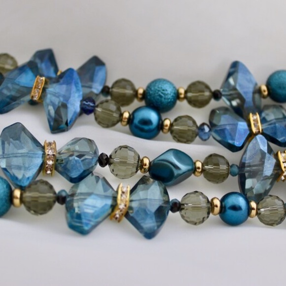 Royal Blue Crystals Pearls Statement Necklace Two Strand Sapphire Gold Rhineston - Picture 3 of 10